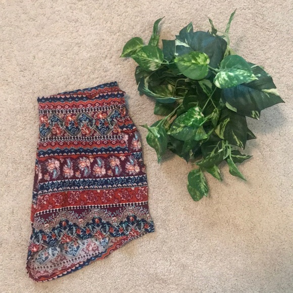 ⬇️$5 Sale⚡️ Floral Printed Shorts - Picture 4 of 8